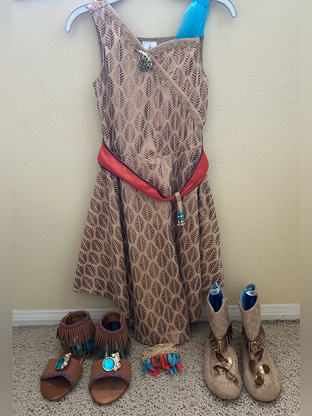 Disney Store Pocahontas Costume dress Girls Size 7/8, 13/1 boots, 2/3 sandals - Picture 1 of 14